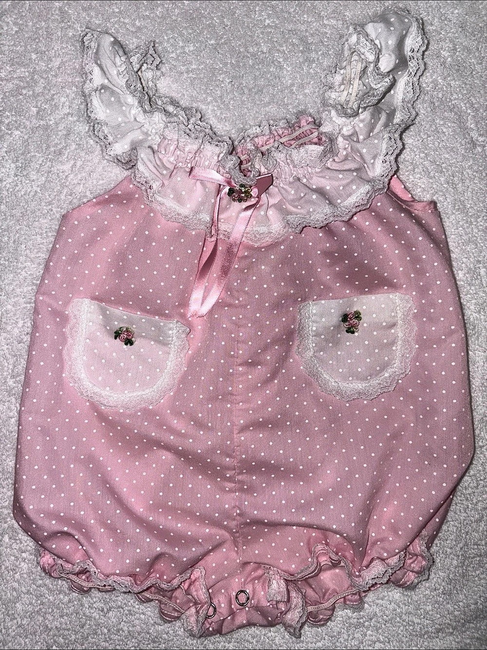 Sweet treats vintage Pink Polka Dot lace ruffle bubble Romper Sunsuit 18m